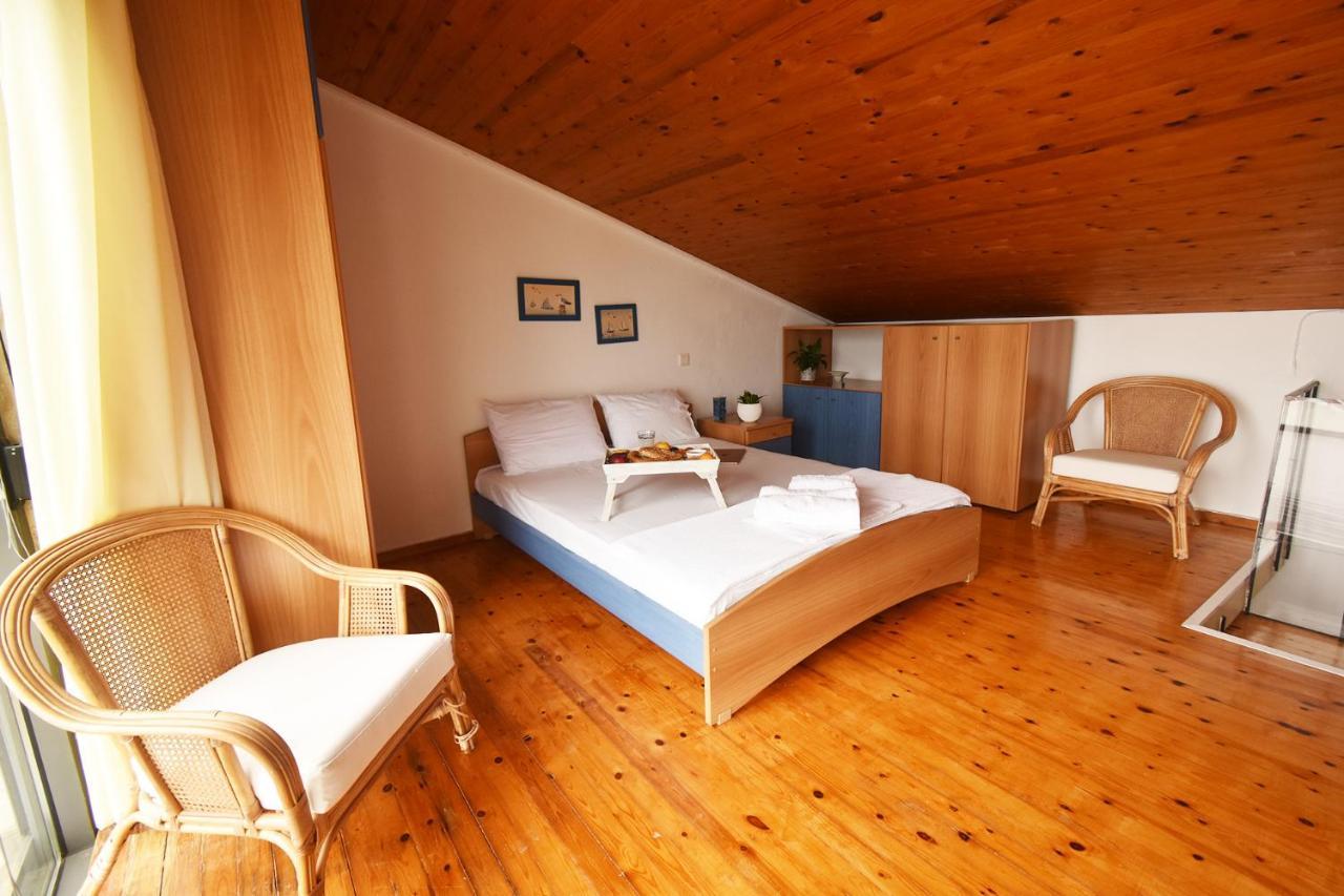 Olia Sea View Shared Pool Villa, Néa Fókaia Extérieur photo